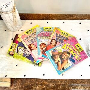 Lizzie McGuire Books Bundle